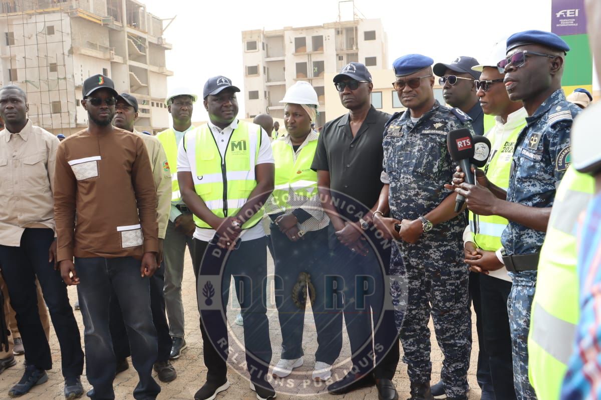 PRÉPARATIFS DES JOJ 2026: LE CHEF DE L'ÉTAT EN VISITE DE CHANTIER AU COMPLEXE EQUESTRE DE LA GENDARMERIE À DIAMNIADIO